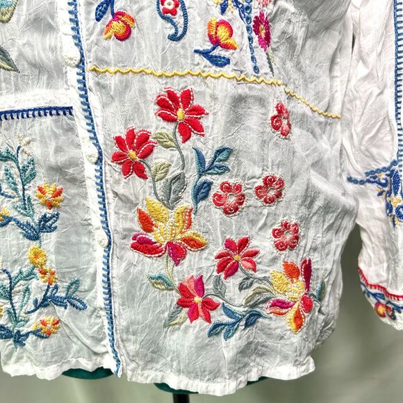 Johnny Was Zodea Almeria White Embroidered Button Front Top PL - Picture 6 of 13